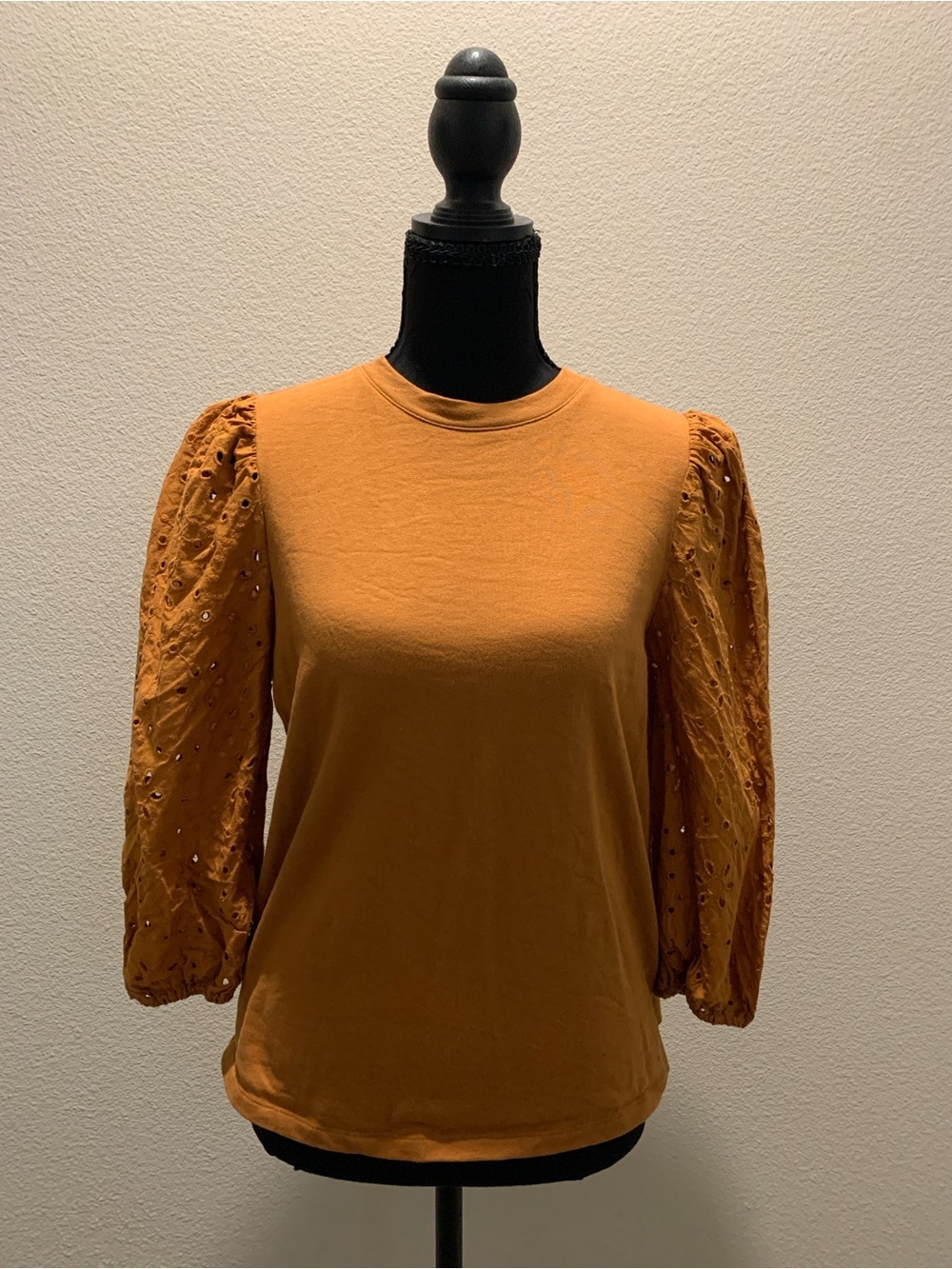 a new day 100% Cotton Burnt Orange Eyelet Puff Sleeve Top (Size S)